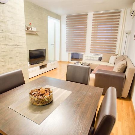 Apartments Belville Belgrado Buitenkant foto
