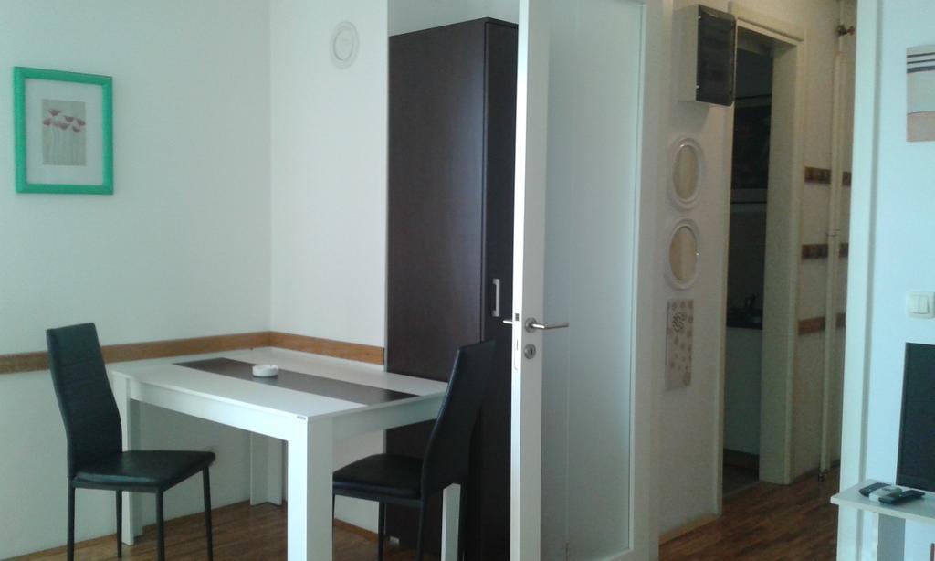 Apartments Belville Belgrado Kamer foto